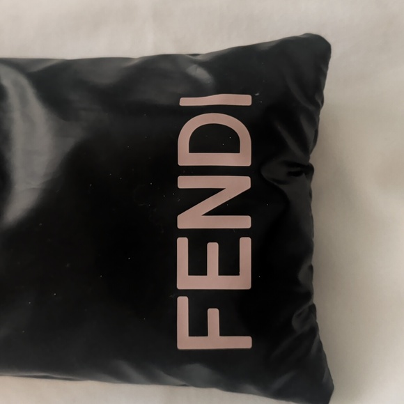 Fendi Sunglasses Pounch ONLY - Picture 2 of 3